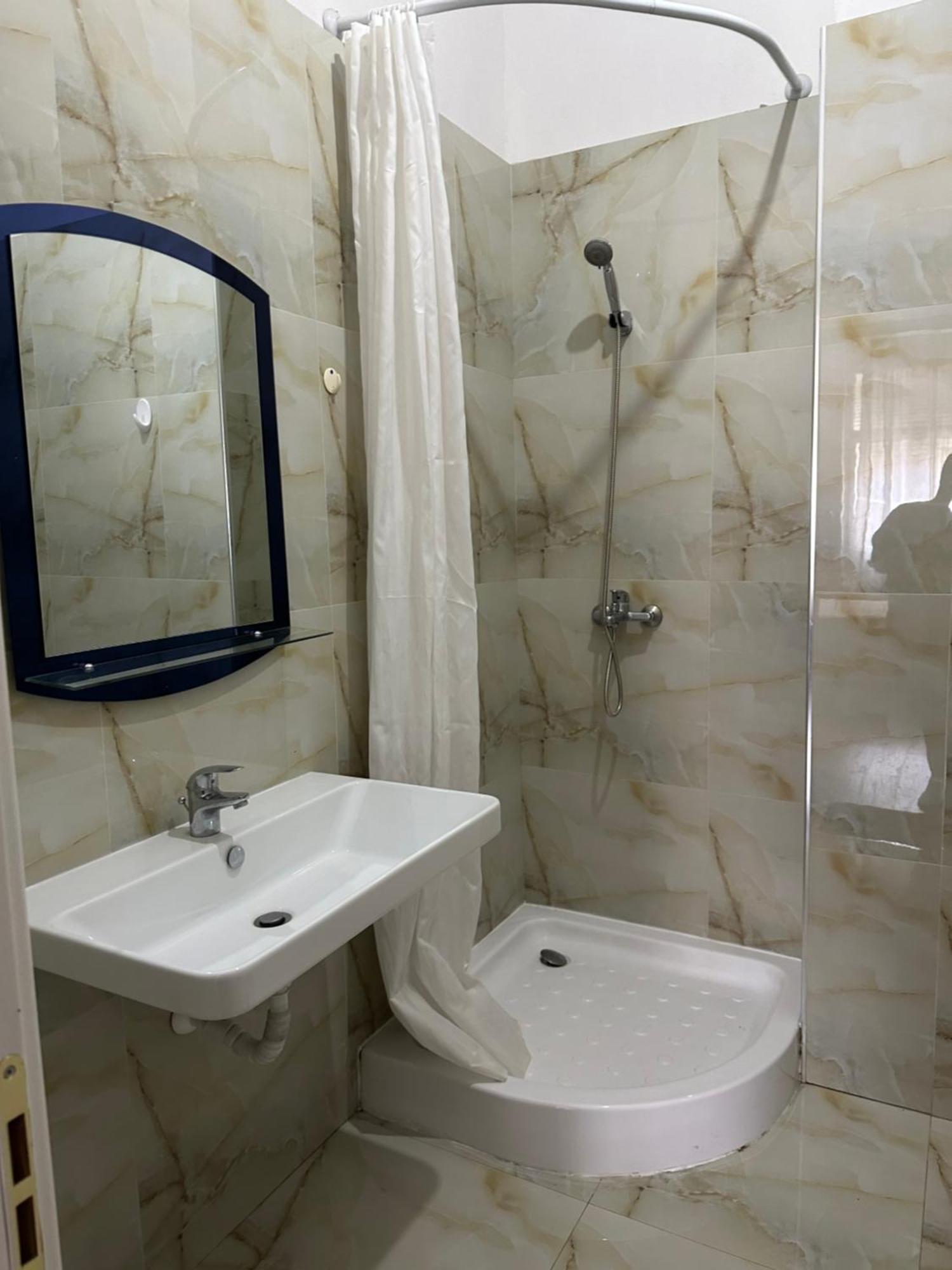 Ambassador Tirana Apartment 외부 사진